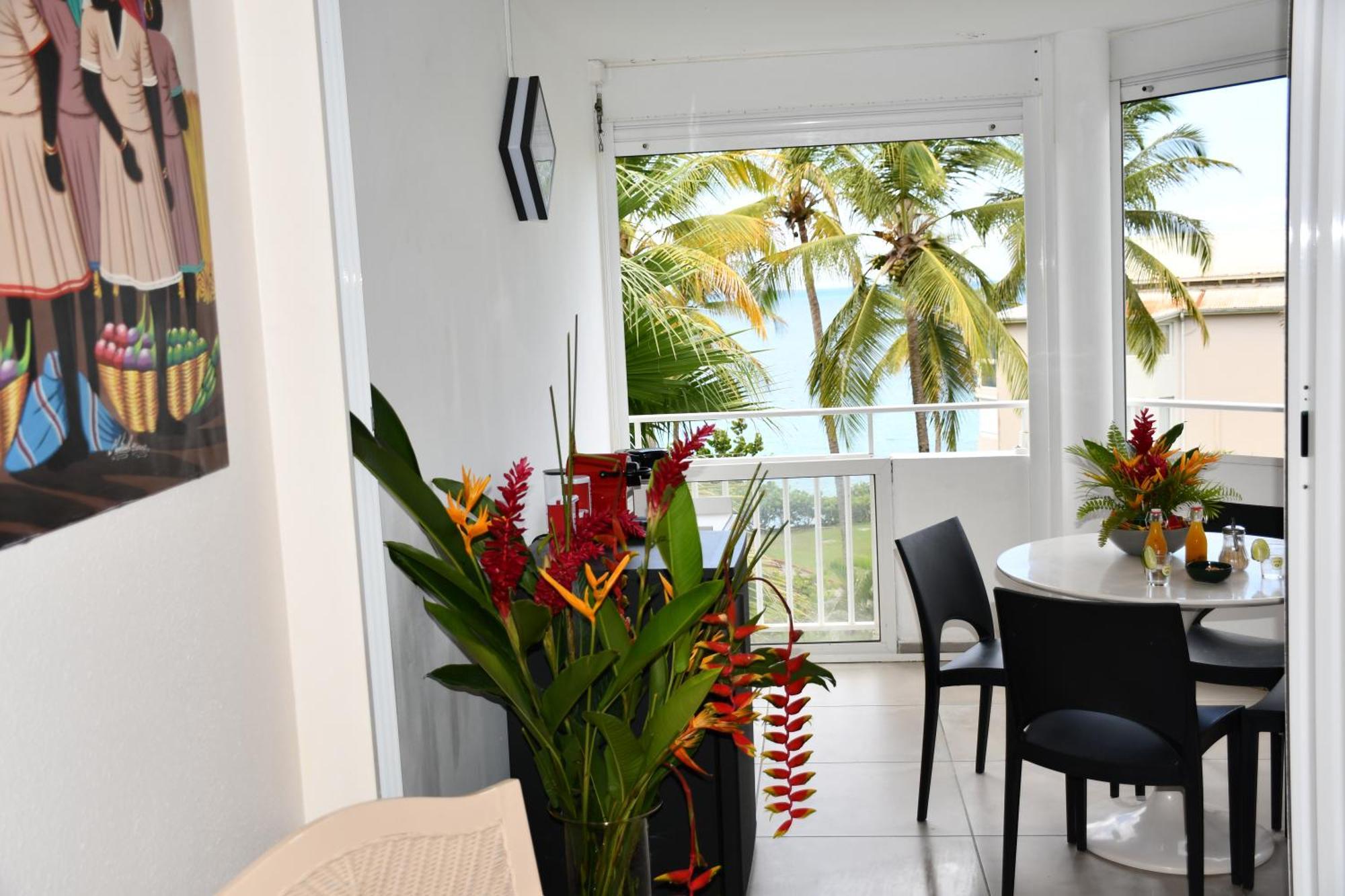 Residence La Vieille Tour - Zenitude - Grand Studio Vue Mer Acces Plage Privative Le Gosier  Exterior foto